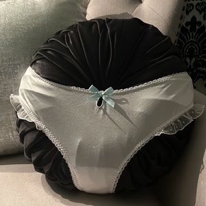 Victoria’s Secret Sexy Little Bride size L NEW!